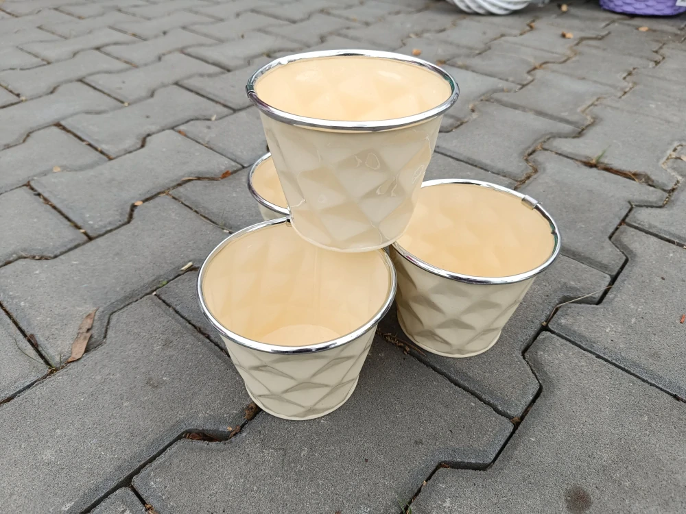 Obal na květináč plech béžový 12cm kulatý se vzorem
