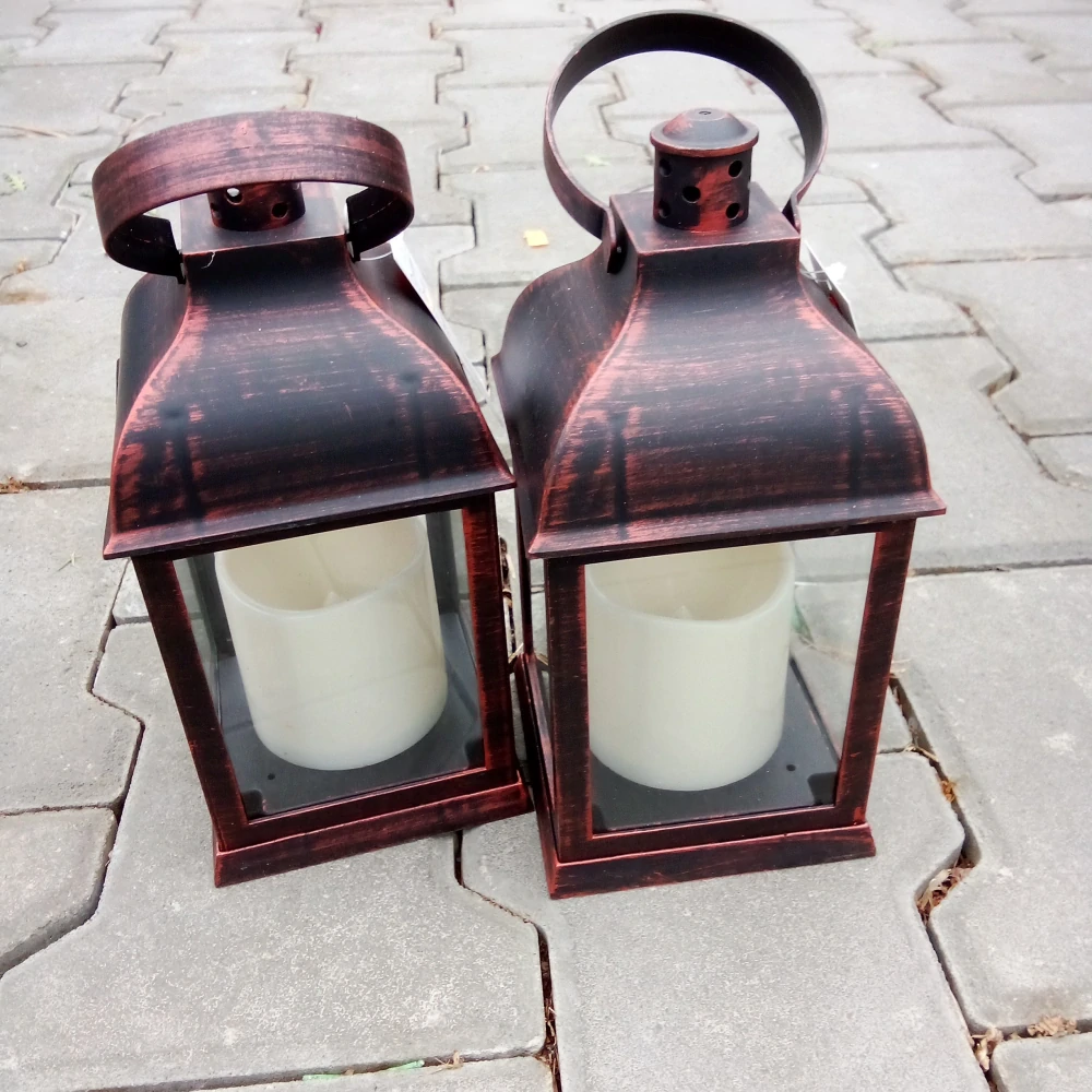 Plastová lampa hnědá 10x10x22cm umělý plamen