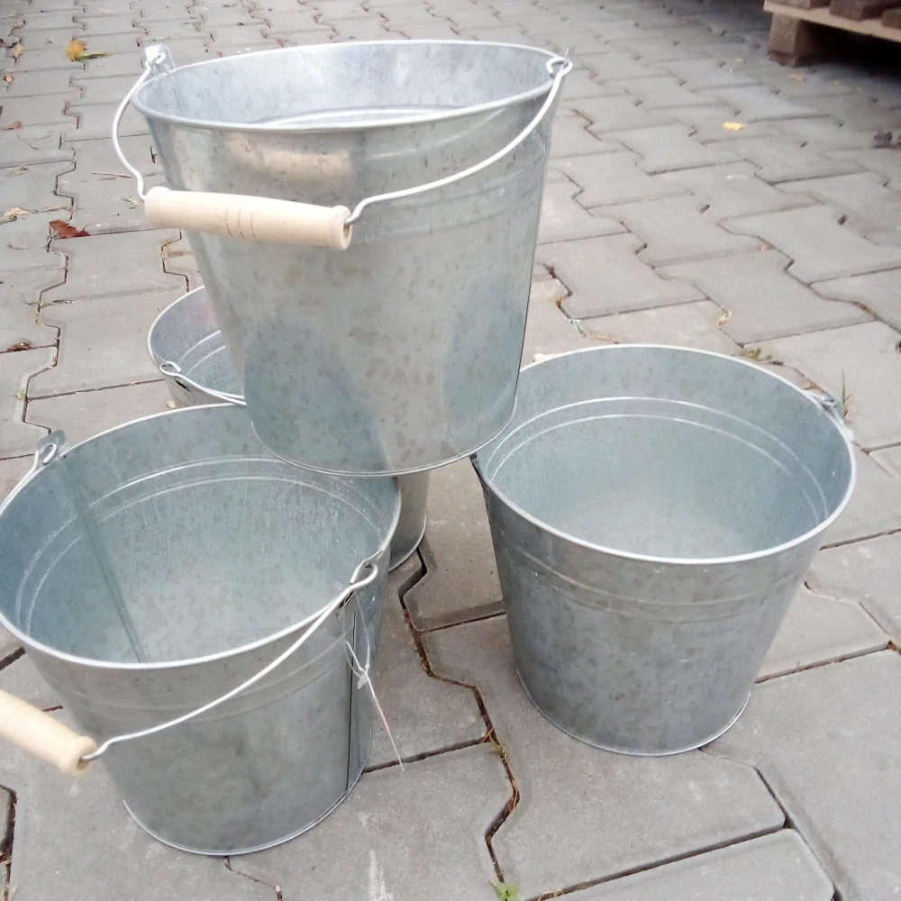Dekorativní kyblík 04S - plech 20cm