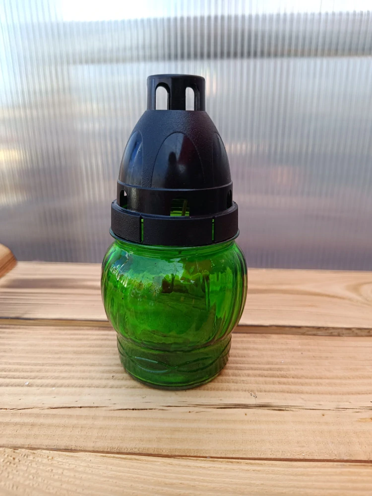 Svícen hřbitovní - zelená  15cm sklo