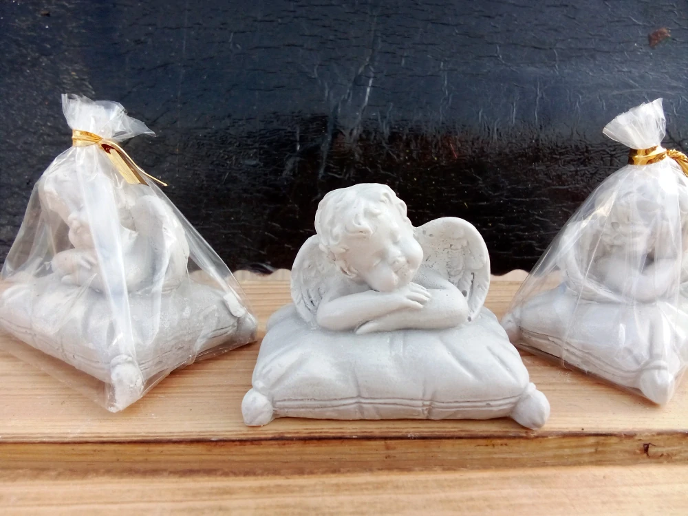 Andělíček - sádrová figurka v.5cm šedá