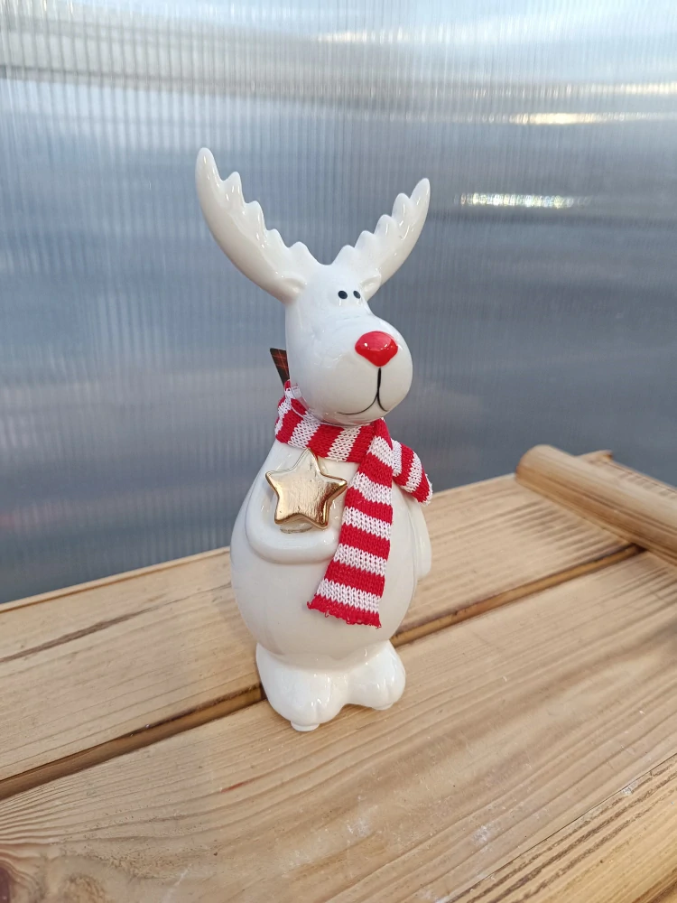 Keramická figurka - sob se šálou - 14cm