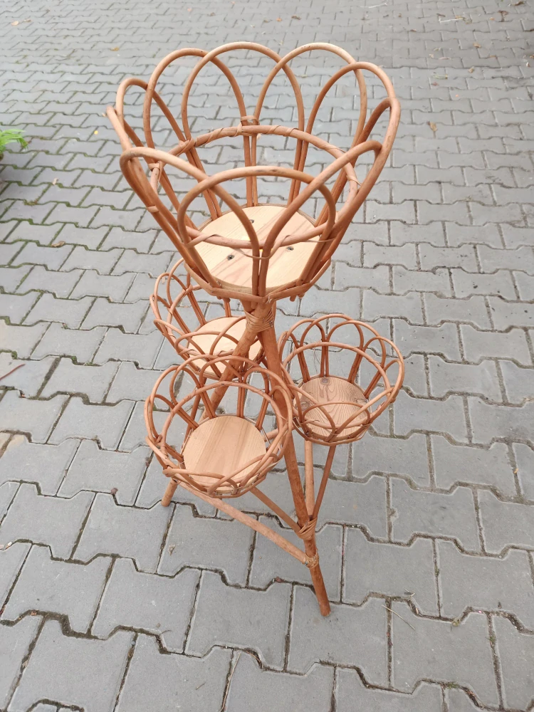 Stojan na 4 květináče  42x45cm