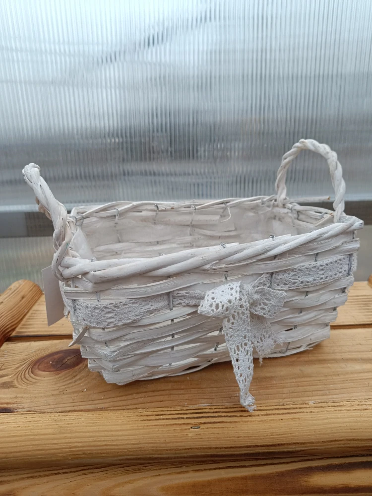 Proutěný květináč bílý s mašli 28x16x18cm