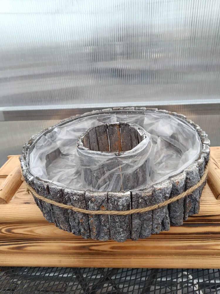 Dřevěný dekorační truhlík kulatý - řez stromu - šedá 35x10cm
