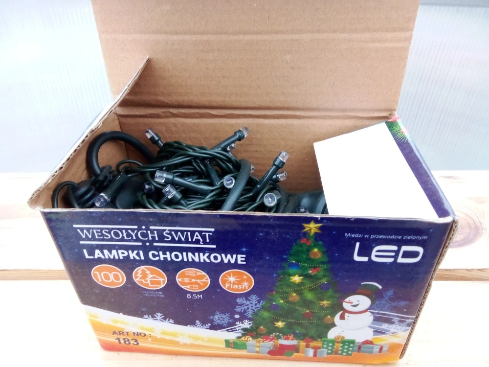 Vánoční LED světýlka 8.5m bílé 