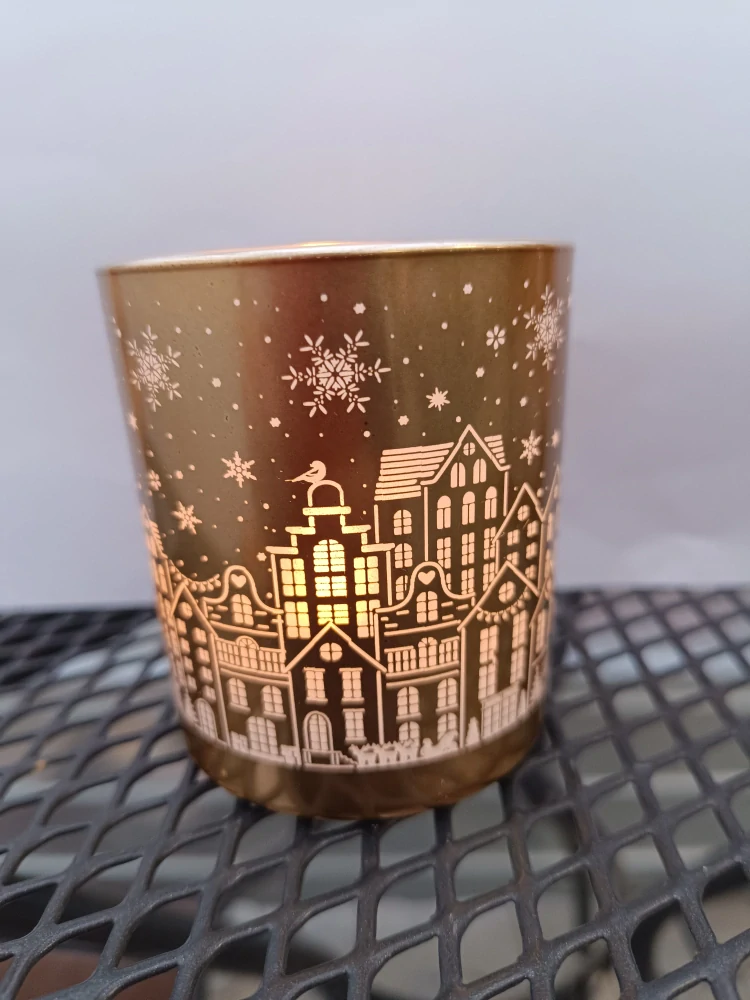 Svícen na čajovou svíčku - vánoční- zlatý 7x7.5cm