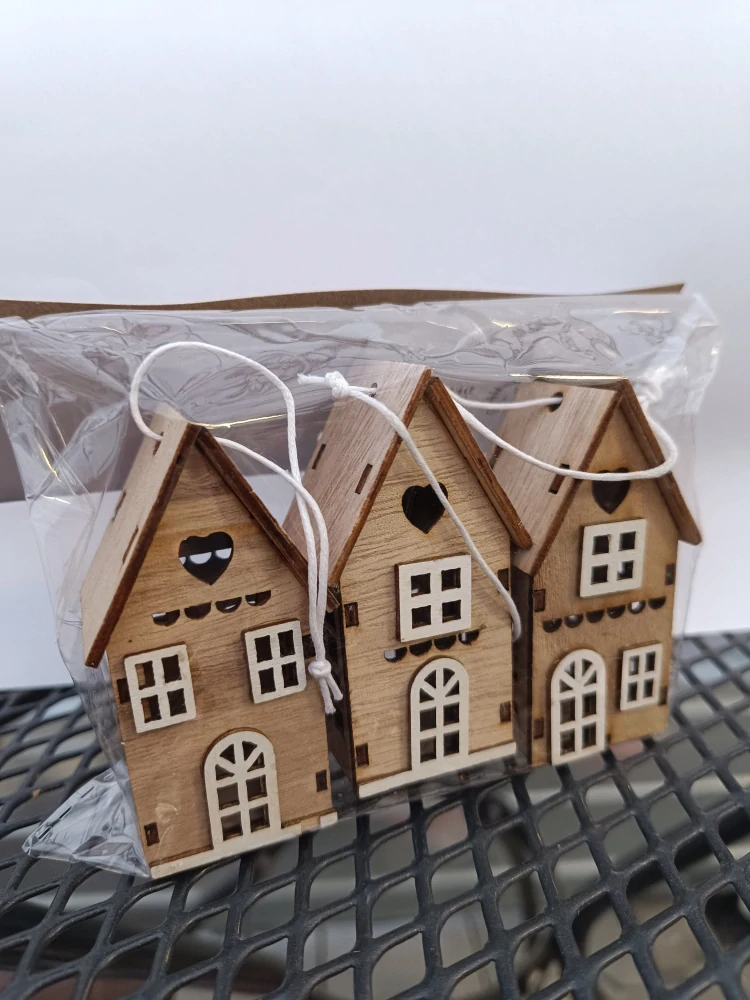Vánoční dekorace - k zavěšení - Domeček - 8cm 