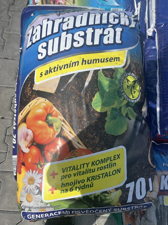 Substrát zahradnický AGRO s aktivním humusem70l