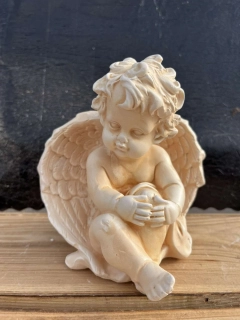 Andělíček - sádrová figurka v.13cm krémová 