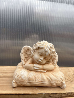 Andělíček - sádrová figurka v.9cm krémová 