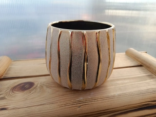 Květináč keramický - zlato-bílý 16cm