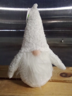 Skřítek-bílý-dekorace-v22cm