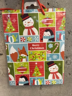 Dárková taška vánoční Merry Christmas 18x22cm