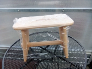 Dřevěná stolička přírodní 36cm